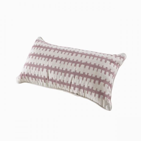 COUSSIN BRODERIE ROSE Cinna